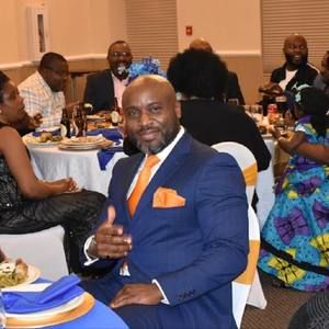 Meet your Posher, Eric tabot